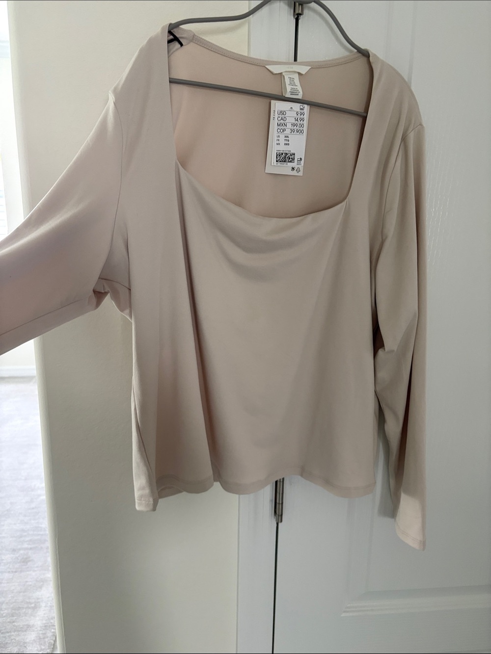 H&M boat neck top. New